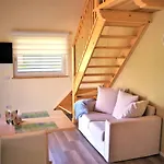 Casa Alice * كانوبيو